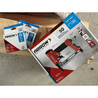Arrow PT50 Pneumatic Staple Gun, Oil-Free Upholstery Stapler Arrow PT50 Pneumatic Staple Gun, Oil-Free Upholstery Stapler